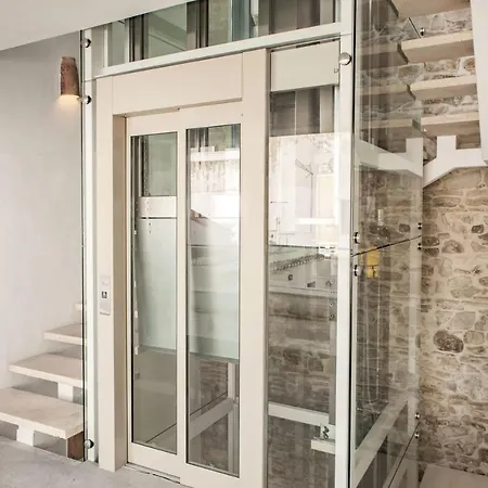 8 - La Guarida De - Bajo B - Enjoy Apartment